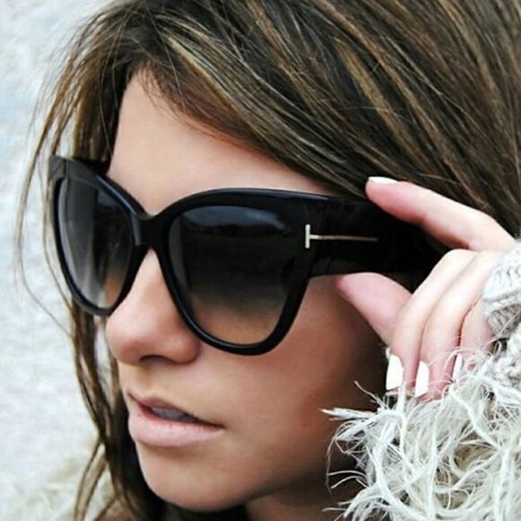ELLA & OLLIE Accessories - SUNGLASSES WOMEN FASHION ELEGANCE, CHARMING, PLAYFUL, UV PROTECTION.